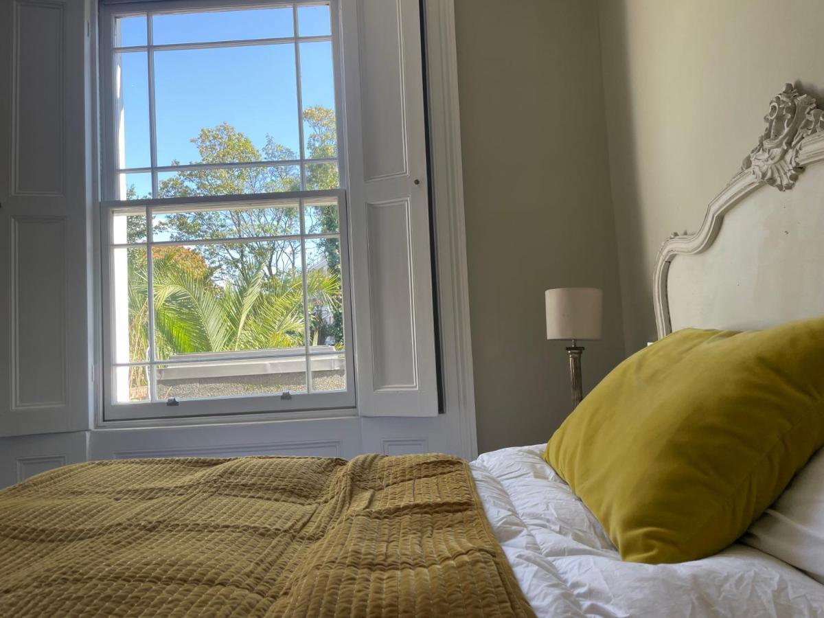 Beautiful London Victorian House, Sleeps 12 Villa Buitenkant foto