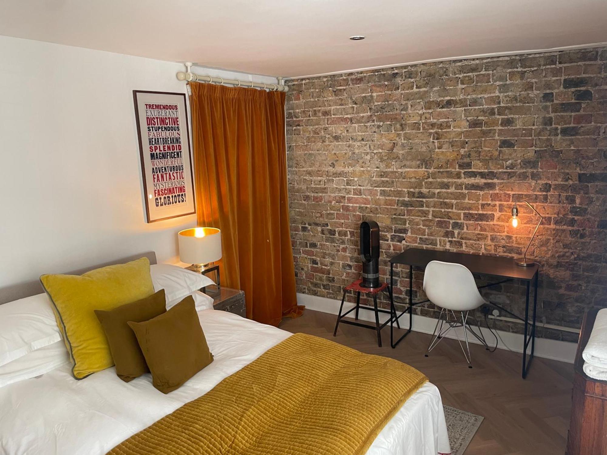 Beautiful London Victorian House, Sleeps 12 Villa Buitenkant foto